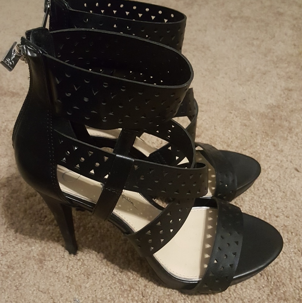 Jessica Simpson - Picture 2 of 3